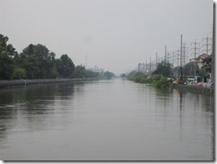 2011_10_20 Swollen Canal (7)