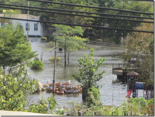 2011_10_29 Khlong Prapa (9)