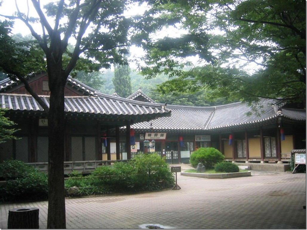 2005_07_15 Korean Folk Village (1)