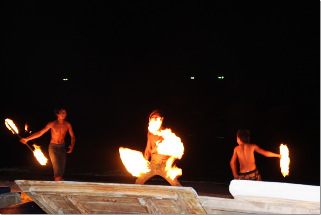 2013_03_02 Thailand Ko Samet Fire Dancing (2)