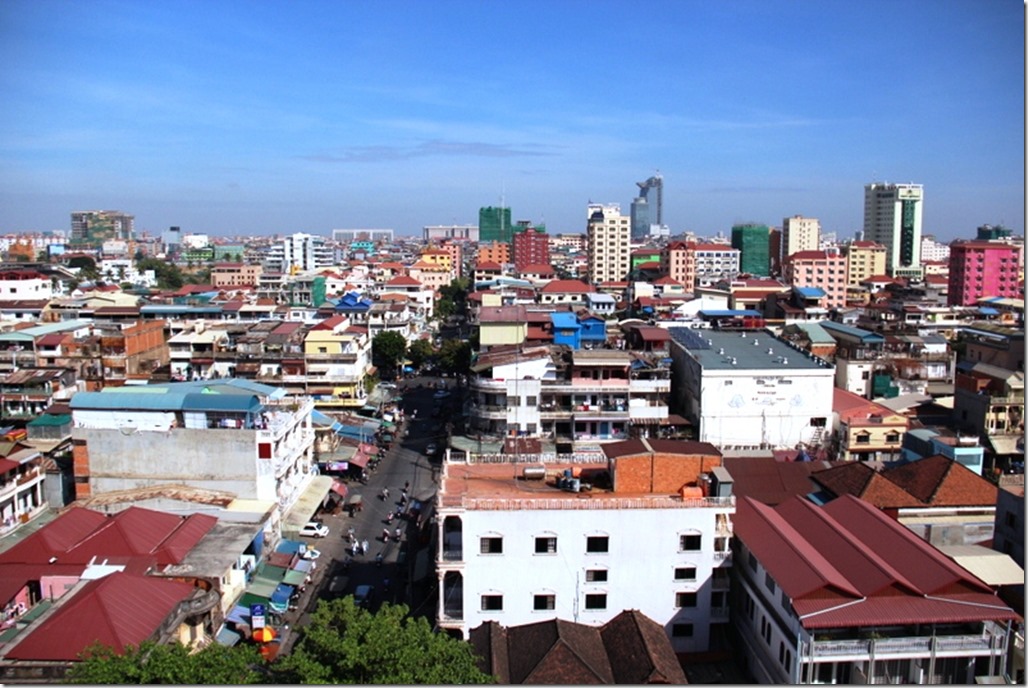 2012_12_30 Cambodia Phnom Penh Skyline (2)