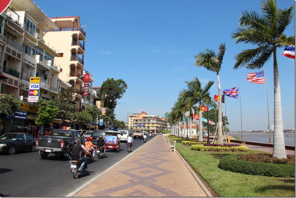 2012_12_30 Cambodia Phnom Penh Waterfront